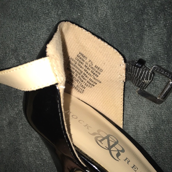 Heels - Picture 5 of 5